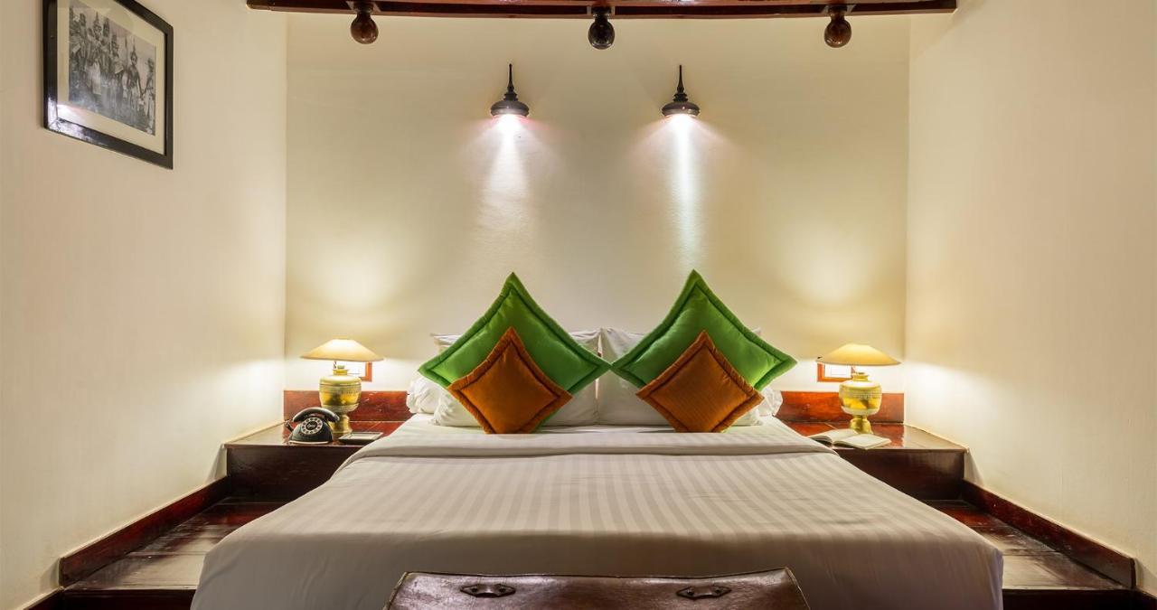 Angkor Village Hotel - Small Luxury Hotels Of The World Сием Реап Екстериор снимка