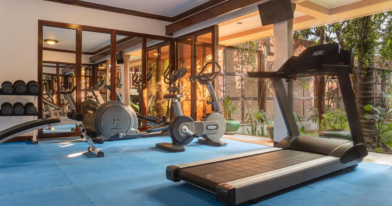 Angkor Village Hotel - Small Luxury Hotels Of The World Сием Реап Екстериор снимка The gym at the Taj Bengal