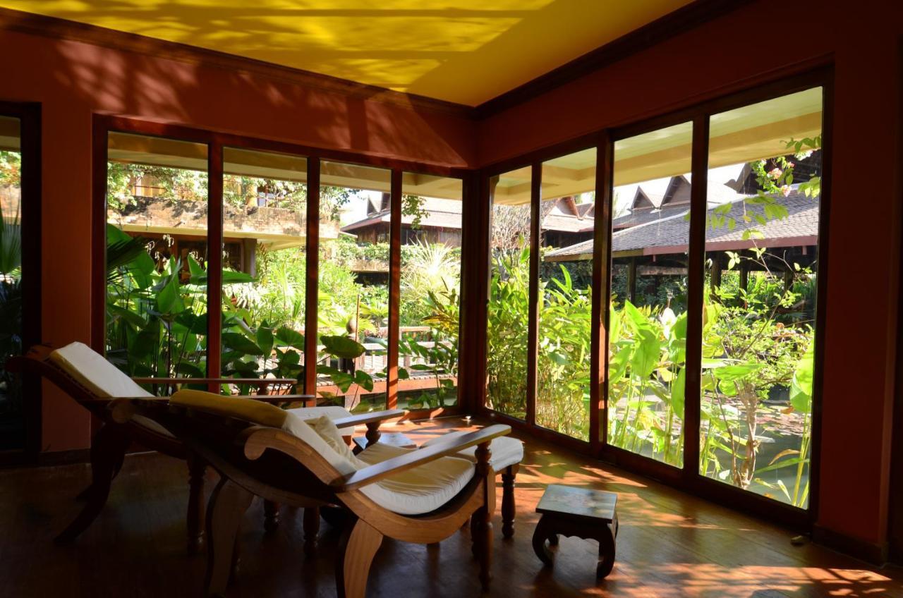 Angkor Village Hotel - Small Luxury Hotels Of The World Сием Реап Екстериор снимка A treatment room at the BANYAN TREE Spa